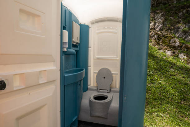 Best Best portable toilet rental  in Tanaina, AK